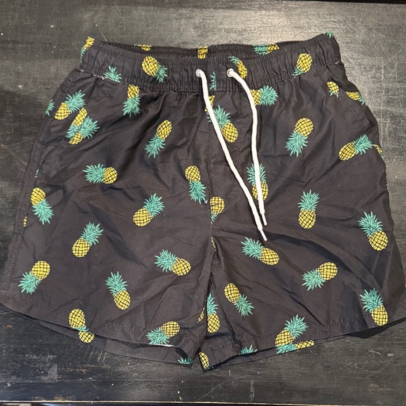 Forever 21 Other - 4/$15 Men’s Forever 21 Pineapple Print Swim Shorts Size Small